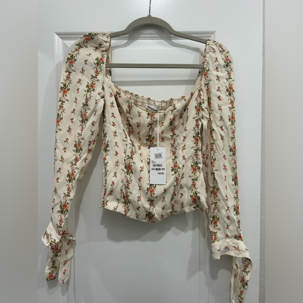 Long sleeve printed reformation top - never worn